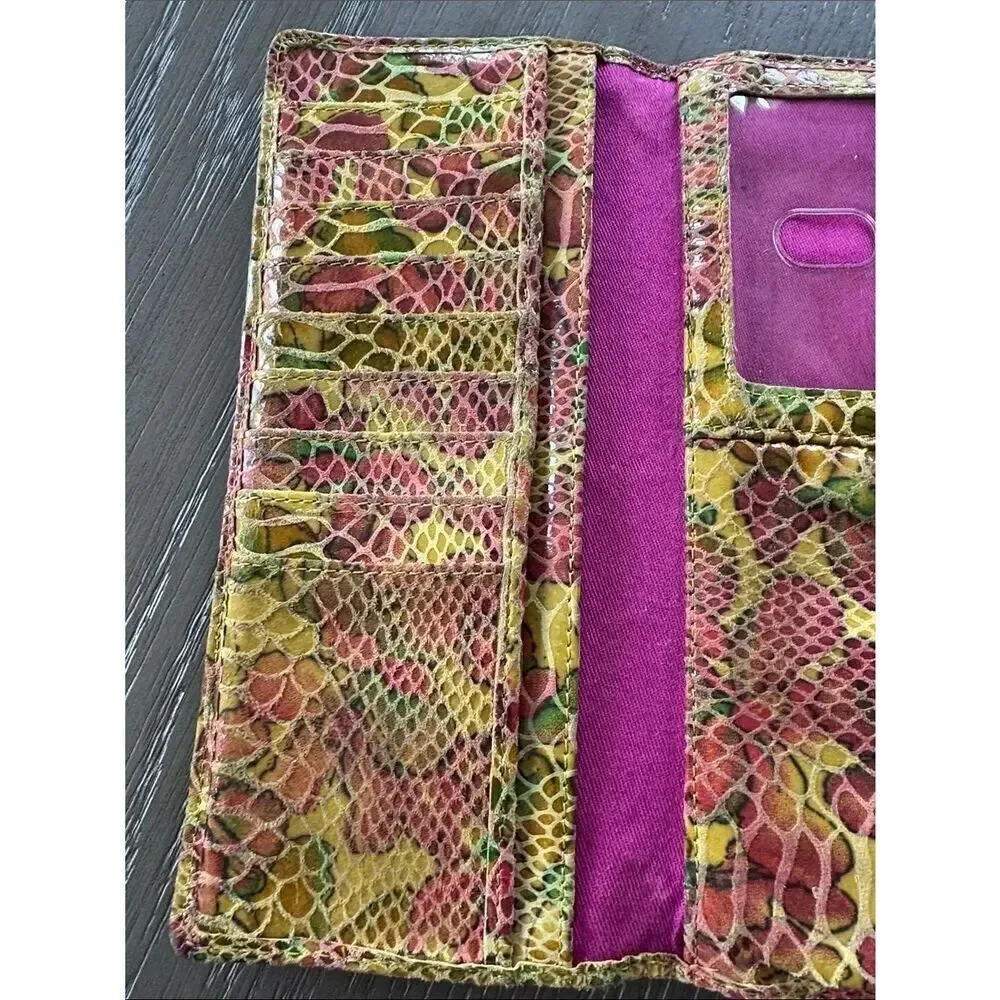 HOBO INTERNATIONAL Women’s Floral Snake-Embossed Leather Clutch Wallet Chic GUC